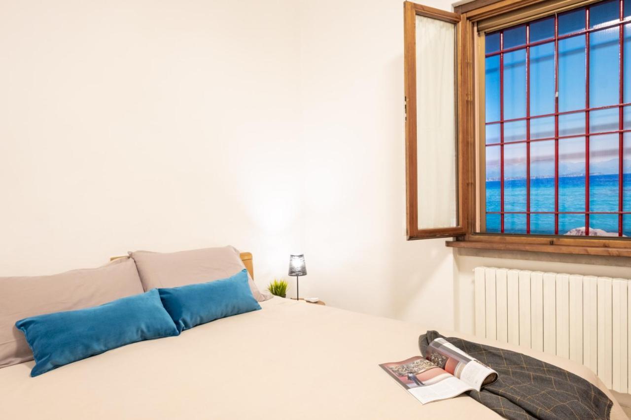 Casa Dolce Casa Desenzano - 2 Passi Dal Lago Lejlighed Desenzano del Garda Eksteriør billede