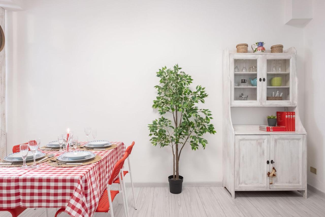 Casa Dolce Casa Desenzano - 2 Passi Dal Lago Lejlighed Desenzano del Garda Eksteriør billede