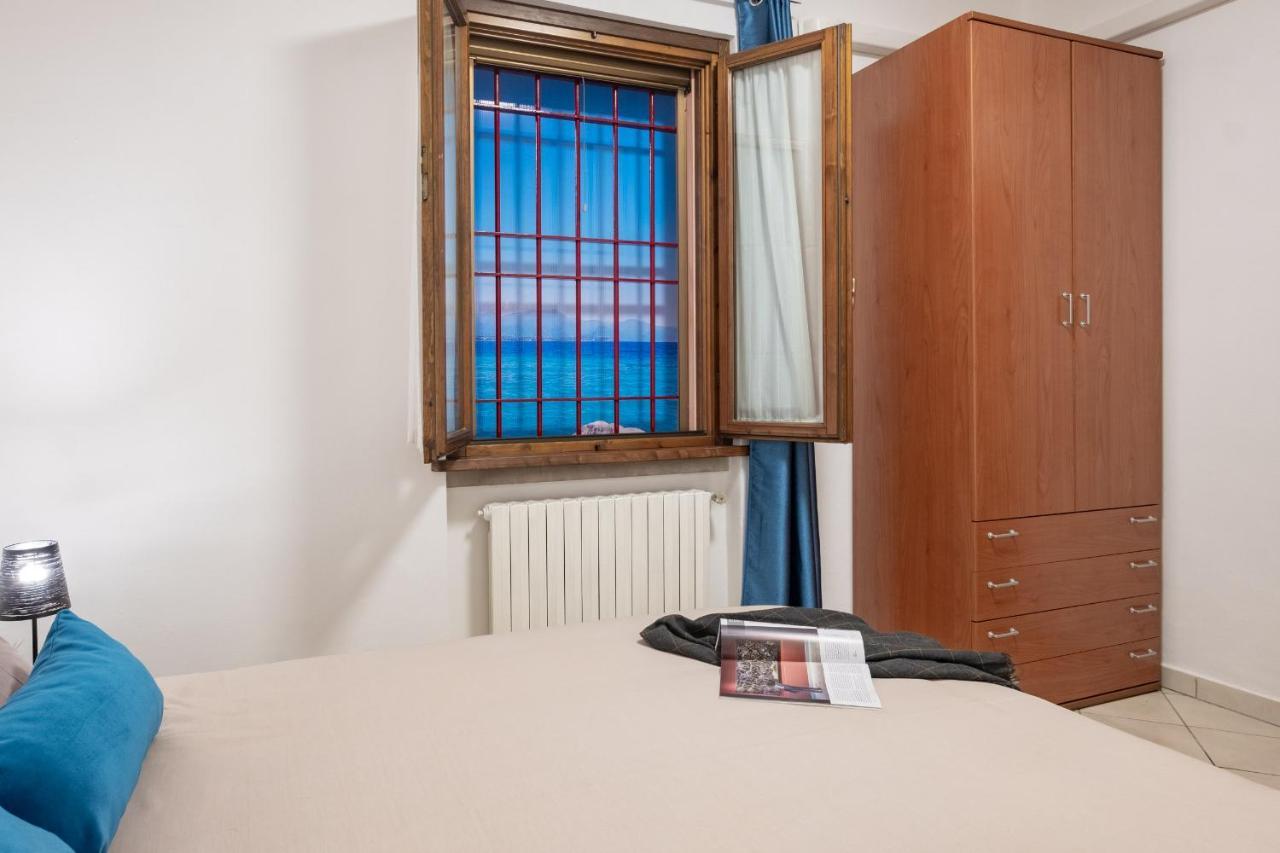 Casa Dolce Casa Desenzano - 2 Passi Dal Lago Lejlighed Desenzano del Garda Eksteriør billede